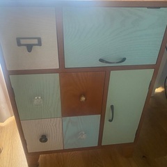 キャトルセゾン 収納家具(家具)の中古が安い!激安で譲ります キャトルセゾン 収納家具(家具)の中古が安い!激安で譲ります