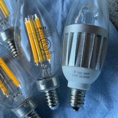 E12LED電球　7個セットですの画像