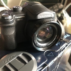 パナソニックLUMIX FZ7  (10/25.26限定)