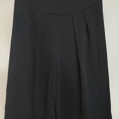マタニティのボトムスとワンピースの画像