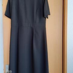 お値下げ✨黒いワンピーススーツ 13号 の画像
