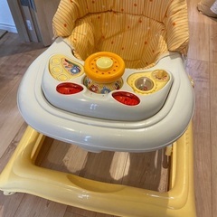 ベビー歩行器