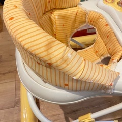 ベビー歩行器の画像
