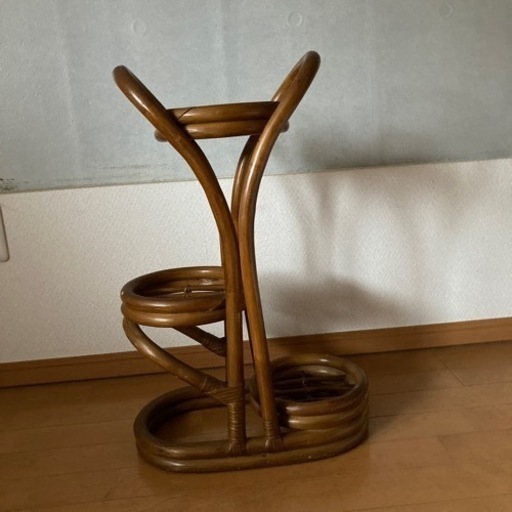 藤のフラワースタンド