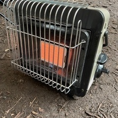 イワタニ　カセットボンベストーブ