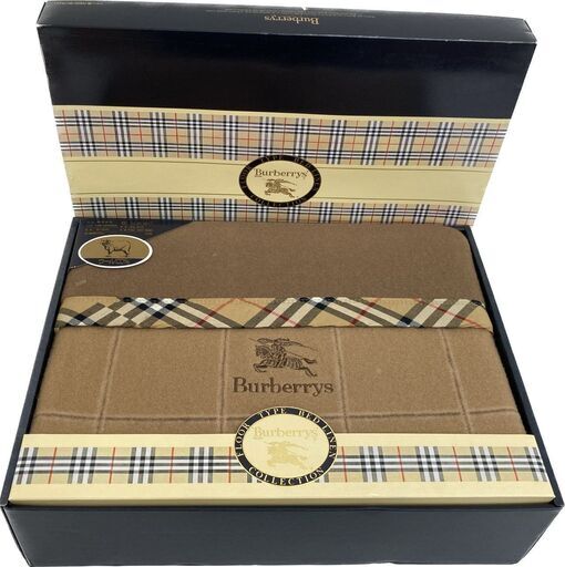 バーバリー　毛布　綿毛布　ノバチェック 新品タグ付き】BURBERRY バーバリー 綿毛布 ノバチェック140×200