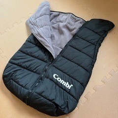 Combi コンビ マルチフィット フットマフの画像