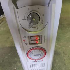 中古品オイルヒーター　DeLonghiの画像