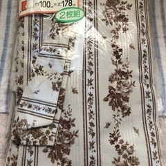 カーテン　半間・掃き出し窓用　未使用品