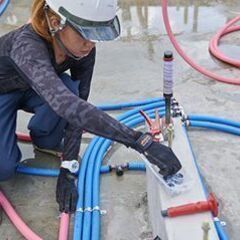 【遠方からも安心！】住宅援助があるから暮らしも安心( ⁎ᵕᴗᵕ⁎ )給排水設備作業員【未経験者歓迎】の画像