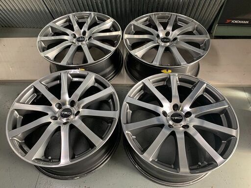 TRD★TF4A　19×8J　5H114.3　＋47　トヨタ車専用　ガンメタPL　ブレ曲がりなし　検品済み