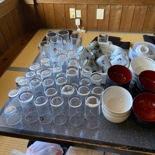 飲食店での食器類