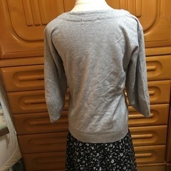 七分袖セーターの画像