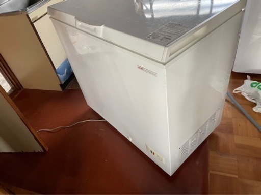 サンヨー　冷凍庫　HF-21CP