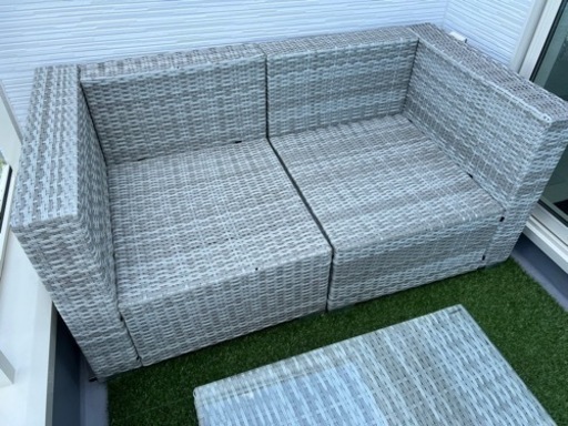 ラタン編み　ガーデンソファ、テーブルセット5点せ