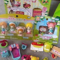 ★特別値下げ中★こえだちゃん　木のおうち　小物類たくさんまとめての画像