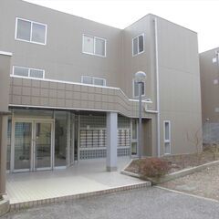 千葉県で線路の保守管理業務、軌道工を募集しています。独身寮完備。...