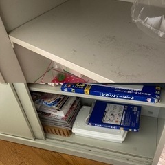 今月処分　キャビネット　スチール製　白　グレーの画像