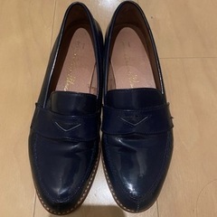 ファウンテンブルーローファー　ネイビー　エナメル