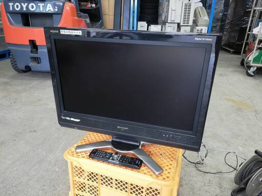 【22102503】液晶カラーテレビ　シャープ　LC-26D30　2008年製　電源用配線なし【引取限定】