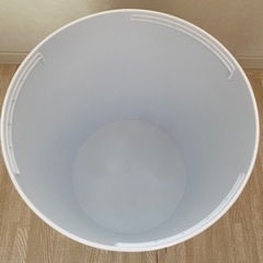 【美品】ピジョン　ステール(ゴミ箱)の画像