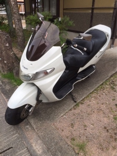 スズキ　スカイウェーブ250