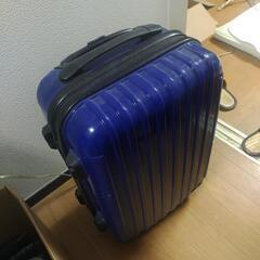 スーツケース　ブルーの画像