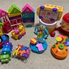 0歳児〜　おもちゃまとめ売り
