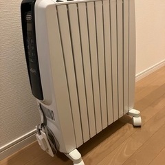 デロンギ　オイルヒーター　10〜13畳用