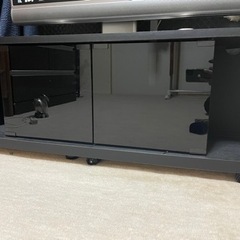 決まりました！テレビボード  32型テレビが置けます