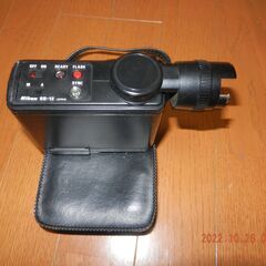 レア物 ニコンのストロボ SB12　5300円の画像