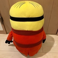 スチュアート　ミニオンズ　フィーバー　ギガジャンボガウンぬいぐるみ　ミニオンの画像