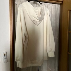 大きいサイズフード付きトレーナー❓の画像