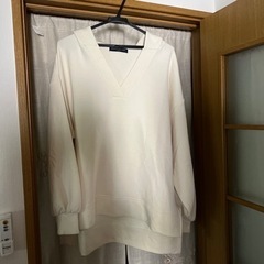 大きいサイズフード付きトレーナー❓