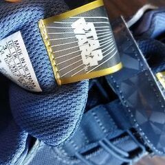 adidas スニーカー スターウォーズコラボの画像