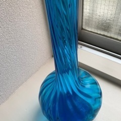 ガラス製花瓶　吹きガラスの画像