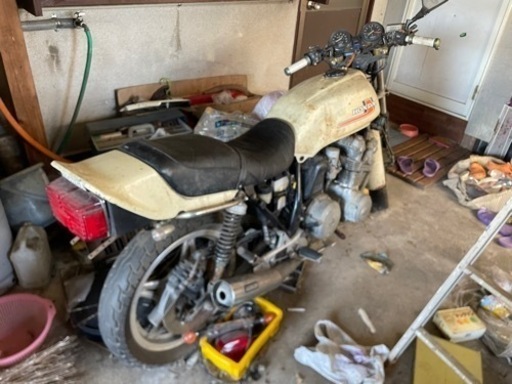 ※すいません仕切り直します※ CB750F A  書類難あり