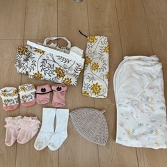 乳児　肌着　春夏服セット　スタイ　おくるみなど　の画像