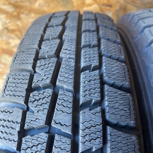 新車外し　DUNLOP ダンロップ　WM01 145/80R13 スタッドレス タイヤ　2016年製　13インチ