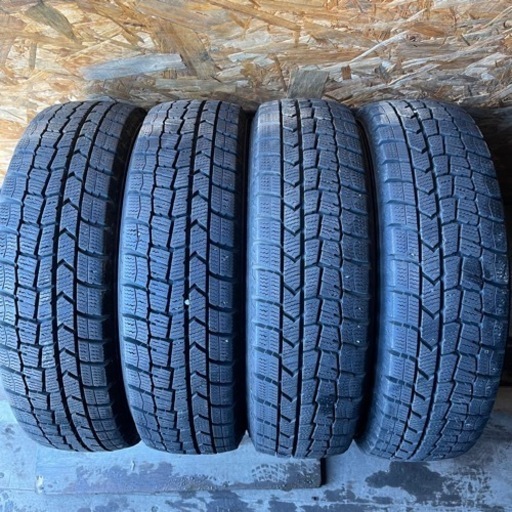 バリ山　DUNLOP ダンロップ　WM02 ❷ 155/65R13 スタッドレス タイヤ　2018年製　13インチ