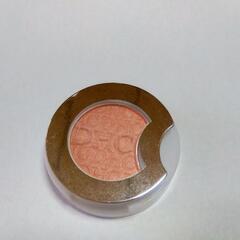 アイシャドウ　薄オレンジ