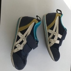 asics シューズ　14.5cmの画像