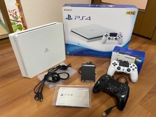 PS4スリム本体 SSD換装済み　コントローラー2個・外付HDD付