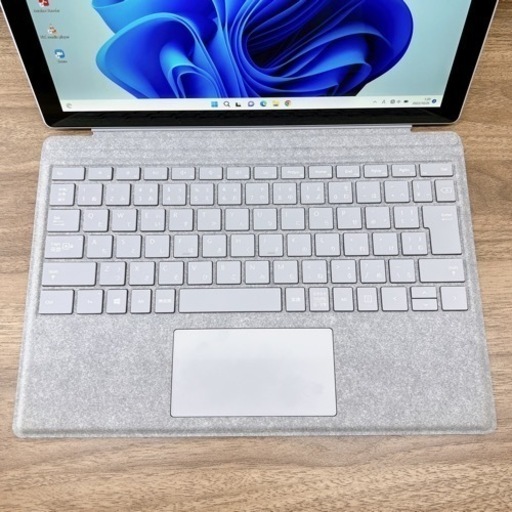 【超美品】Surface Pro 5☘爆速SSD搭載☘office☘付属品多数有