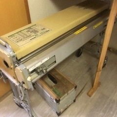 内装屋YAYOI クロス機械　ノリ自動　早急