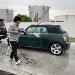 車の洗車・撮影・移動　★働きやすい職場で一緒に働きましょう★の画像