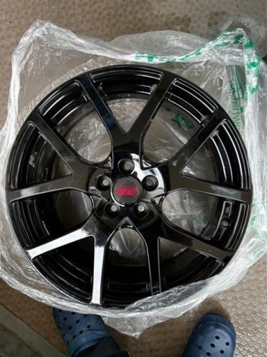 スバル XV STI オプションホイール　18インチ　7J ブラック　エンケイ製　美品
