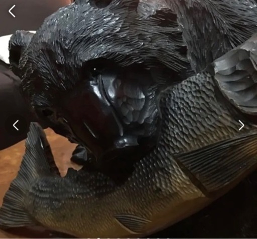 超特大木彫り熊