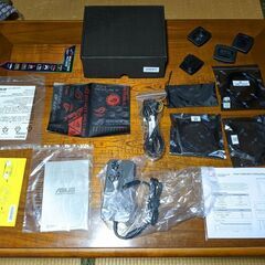 ASUS ROG Strix XG43UQ (ゲーミングモニター;43型;4K)の画像