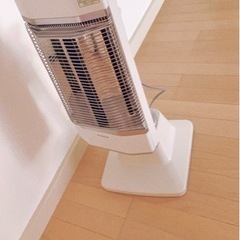 商談中　ダイキン DAIKIN ERFT11KS [遠赤外線スト...
